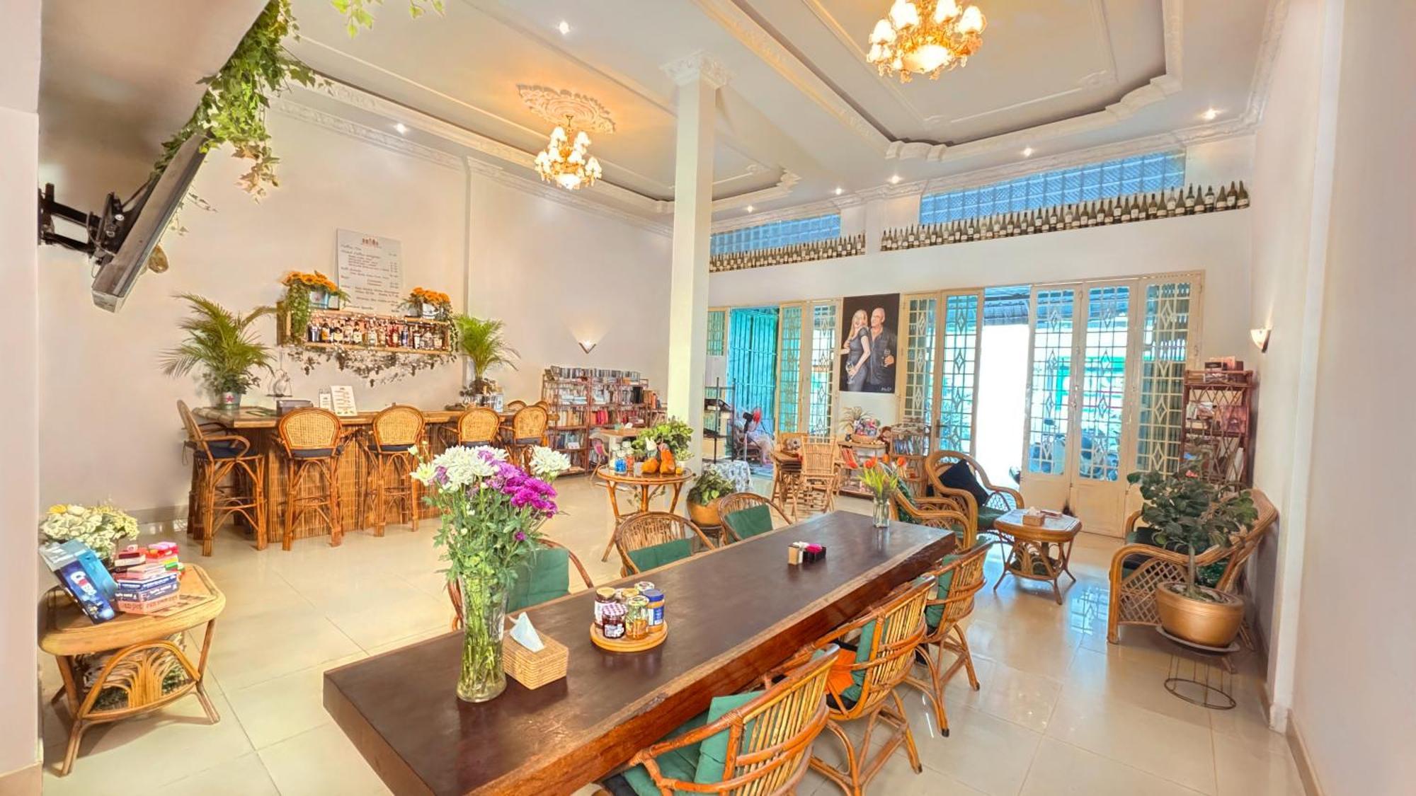 Dutch Hosted B&B, Abc 金边 外观 照片