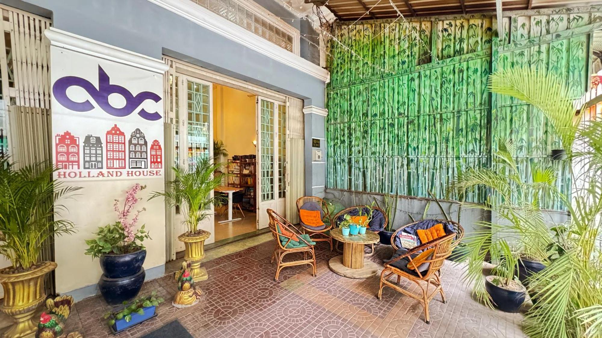 Dutch Hosted B&B, Abc 金边 外观 照片